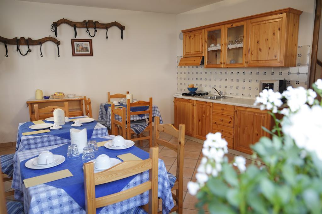 Sentiero Valinis Bed & Breakfast Fanna Exterior photo