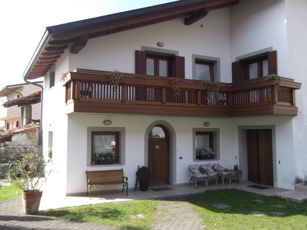 Sentiero Valinis Bed & Breakfast Fanna Exterior photo